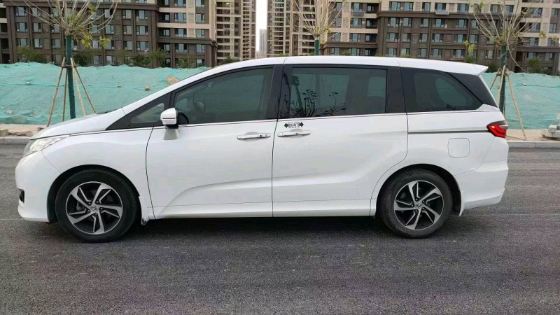 保定18年本田奥德赛2