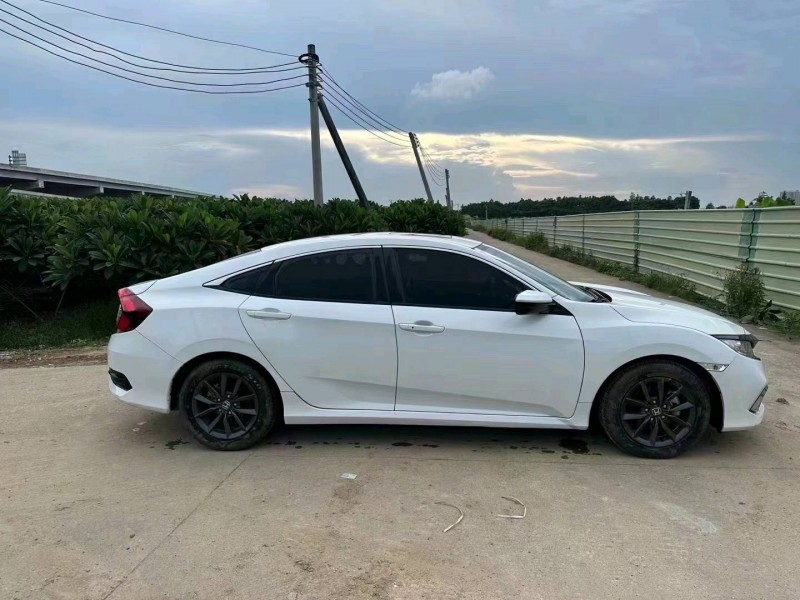 佛山21年本田思域7