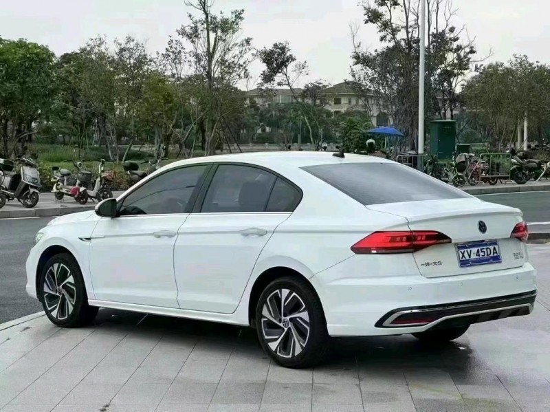 佛山22年大众宝来6