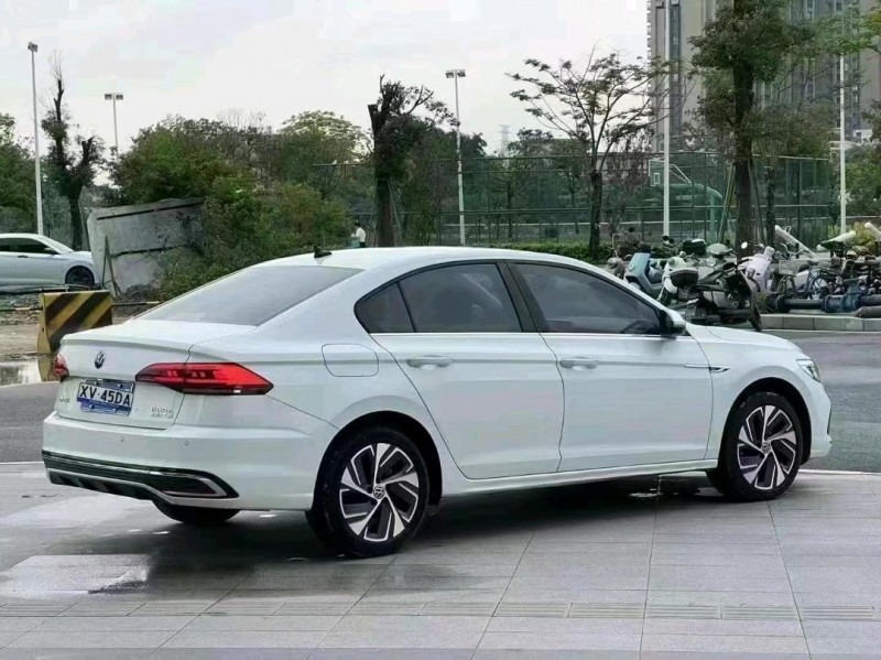 佛山22年大众宝来7