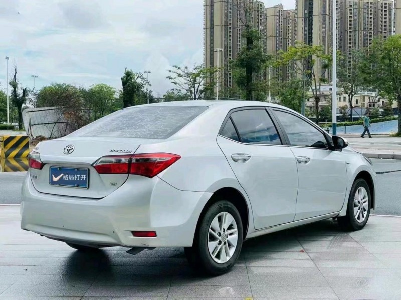 佛山17年丰田卡罗拉2