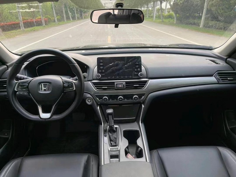 徐州20年本田雅阁6