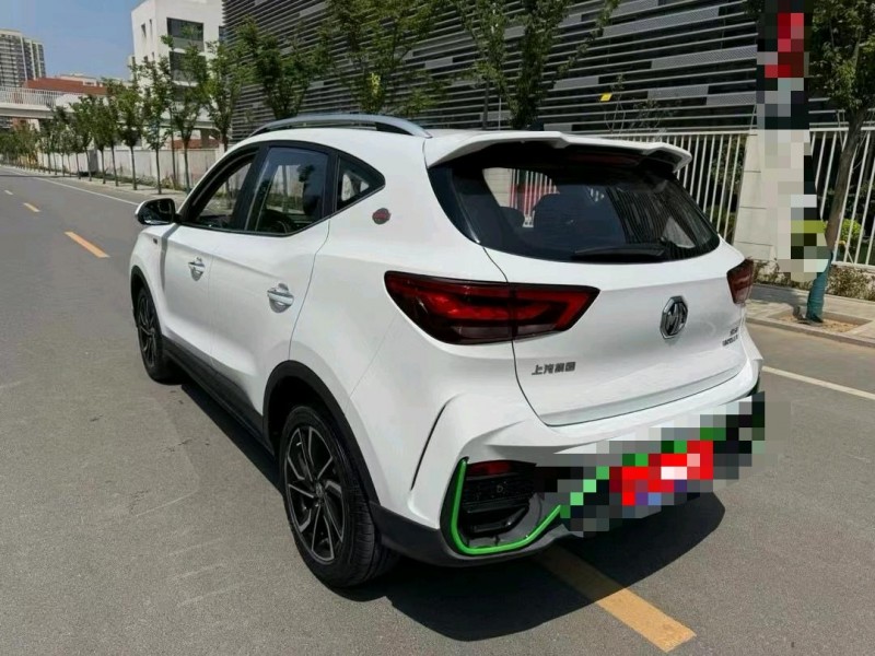 济宁23年名爵ZS8