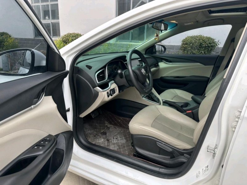 盐城16年别克英朗GT5