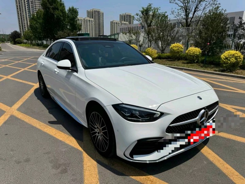 济宁22年奔驰C2