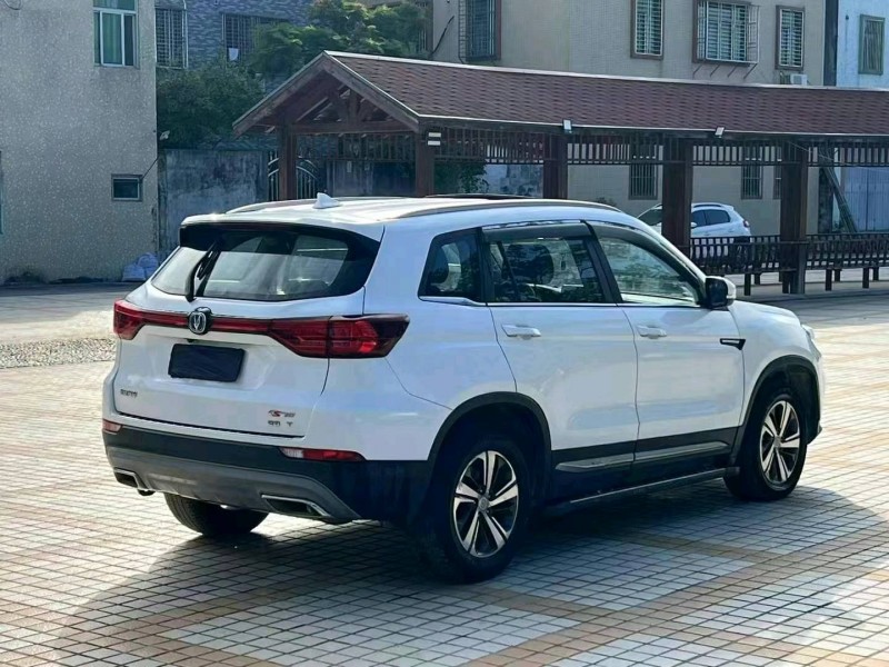 汕头19年长安汽车CS758