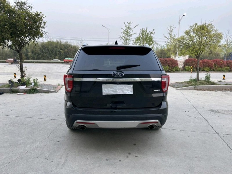 徐州17年福特福克斯9