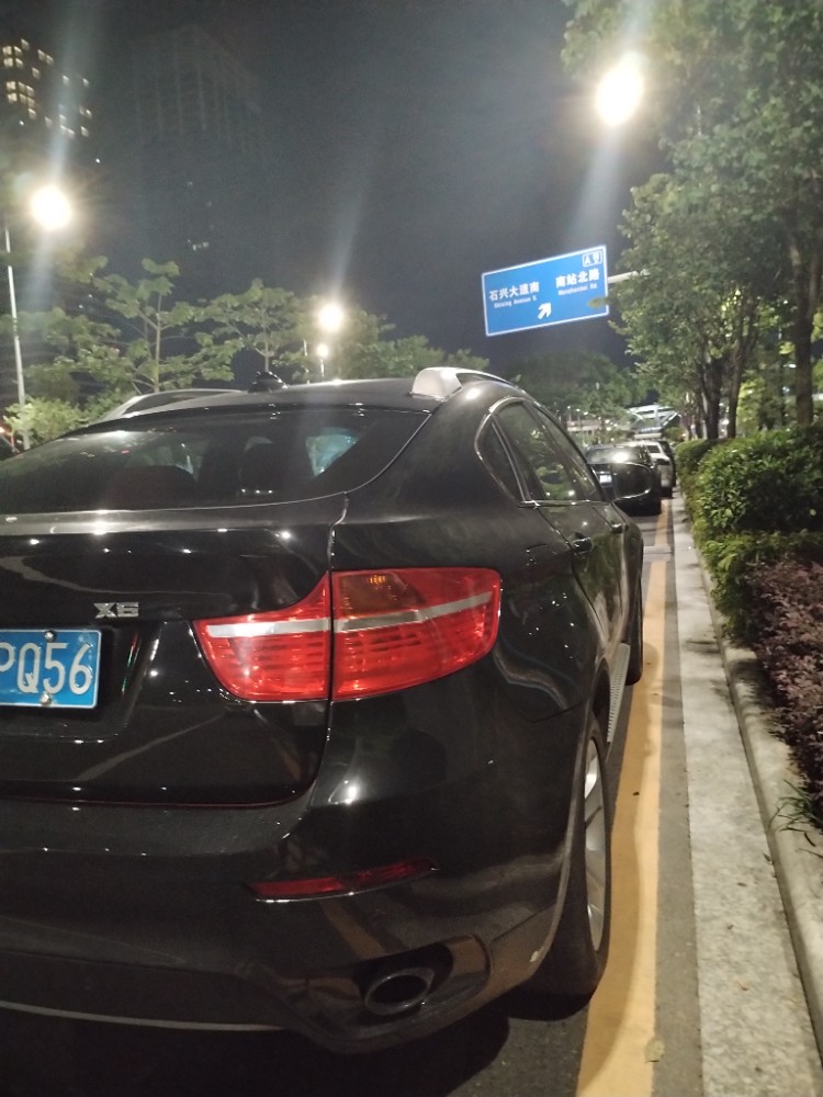 广州10年宝马X6 M2