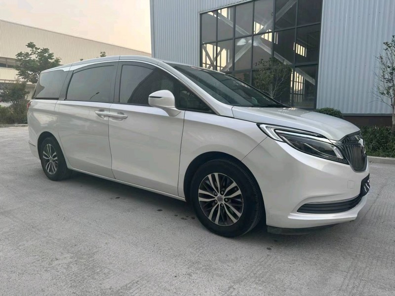 徐州17年别克GL83