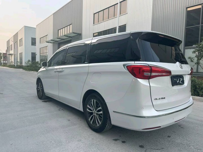 徐州17年别克GL87