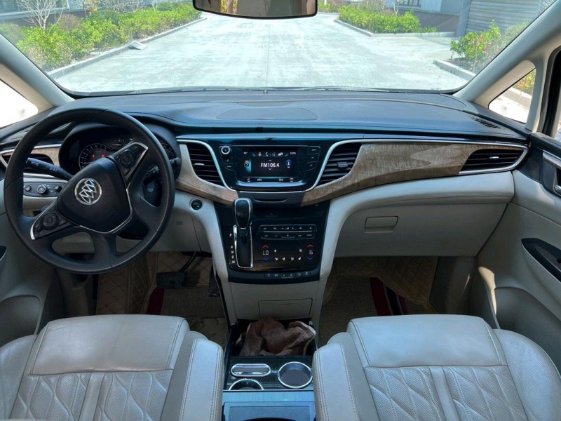 徐州19年别克GL84