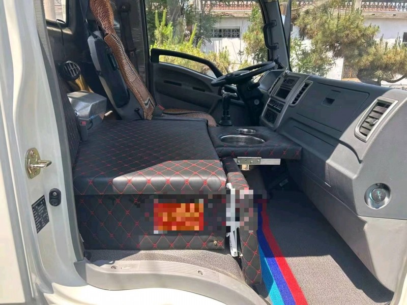 濟南23年卡車系列重汽豪沃7