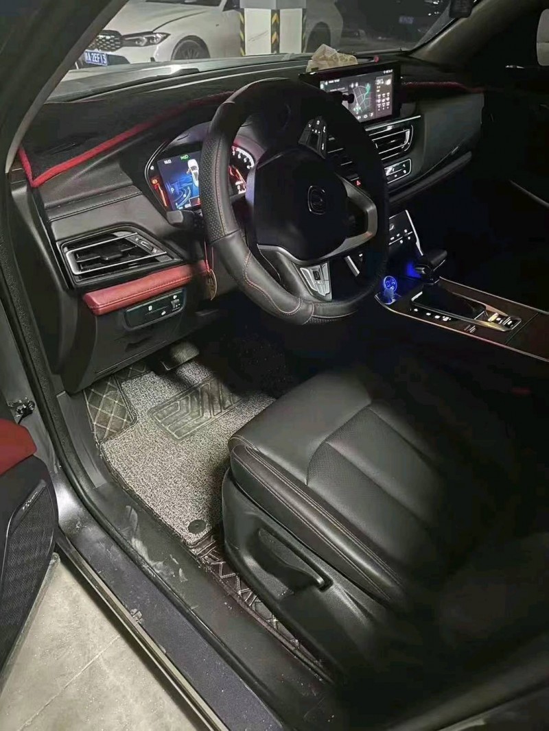 鷹潭23年長安汽車CS758