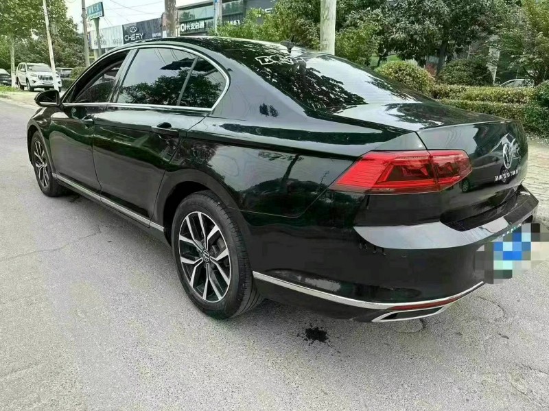 郑州20年大众迈腾7