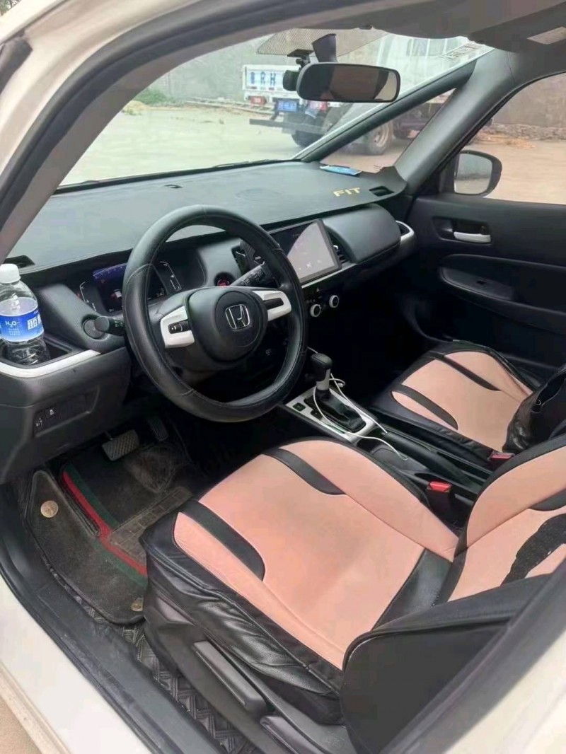 潍坊21年本田飞度6