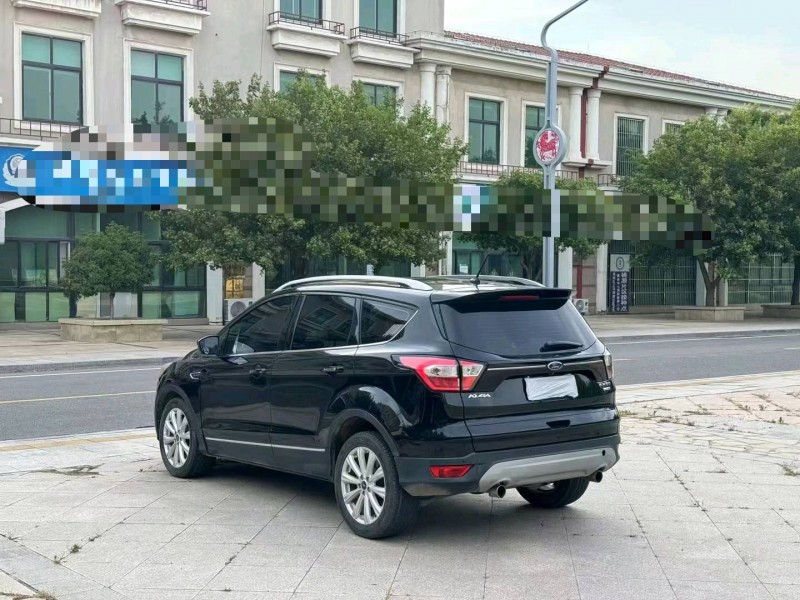 青岛18年福特翼虎7