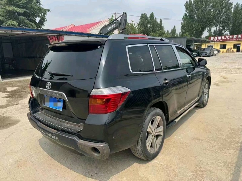 保定11年丰田汉兰达6