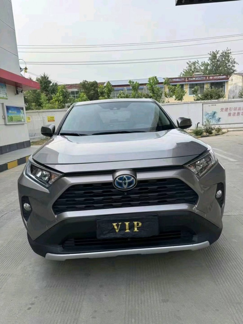 淮南20年豐田RAV4榮放1