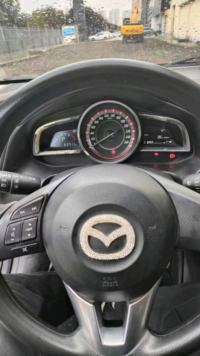 蚌埠16年马自达昂克赛拉8