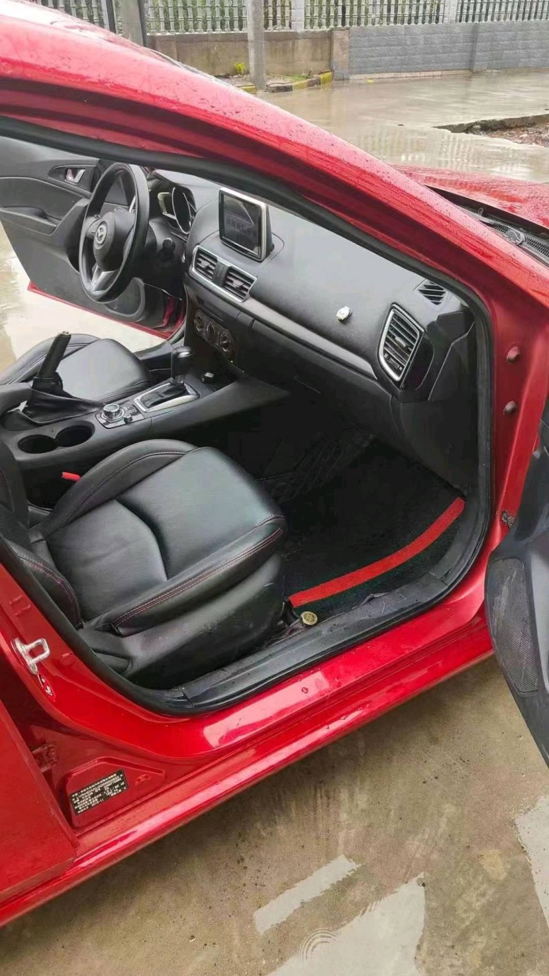 蚌埠16年马自达昂克赛拉9