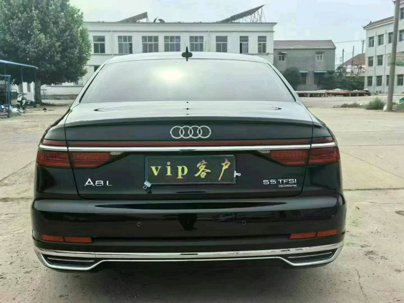 徐州19年奥迪A8L9