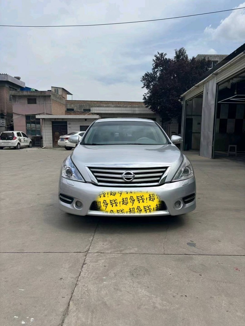 平涼13年日產天籟1