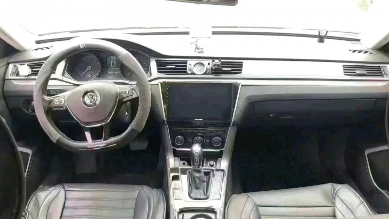 济南16年大众帕萨特8