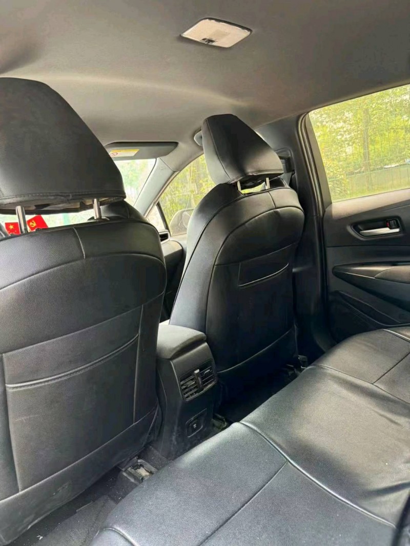 武汉21年丰田雷凌6