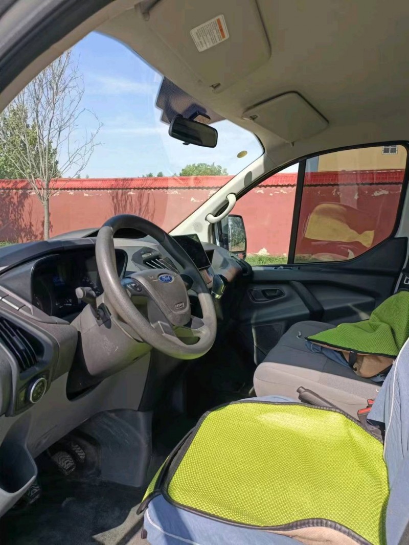 邢台21年福特全顺4