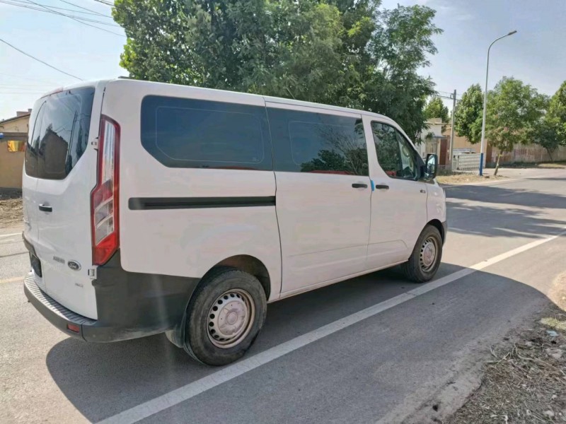 邢台21年福特全顺6