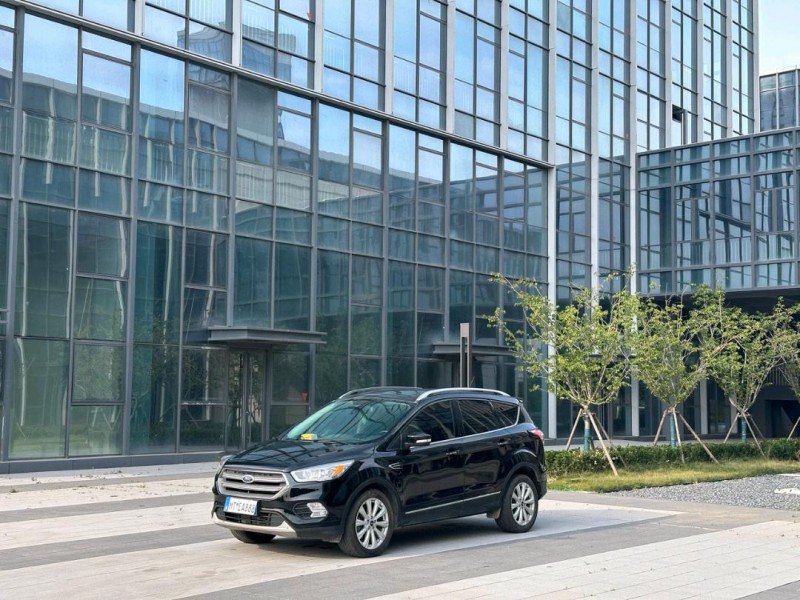 青岛18年福特翼虎3