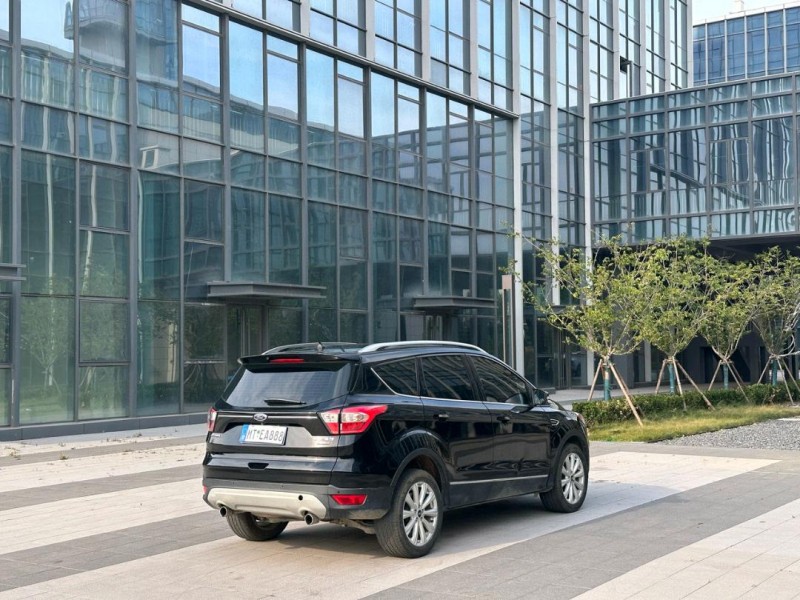 青岛18年福特翼虎7