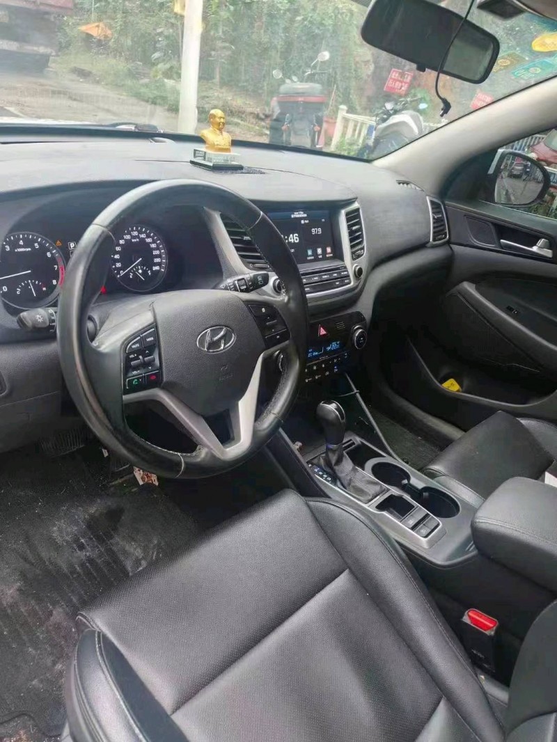 岳陽17年現代途勝8