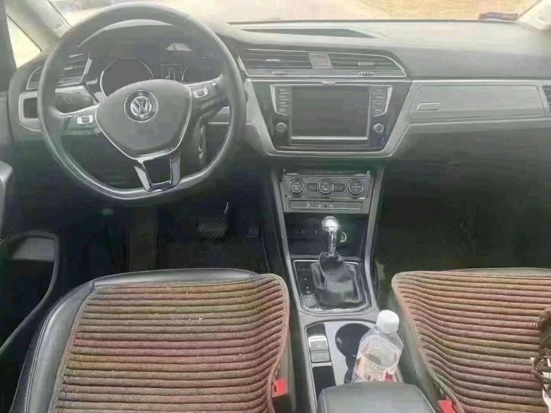 济南19年大众途安8