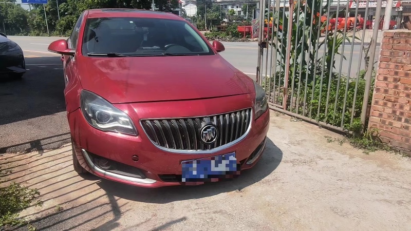 重庆14年别克君威1