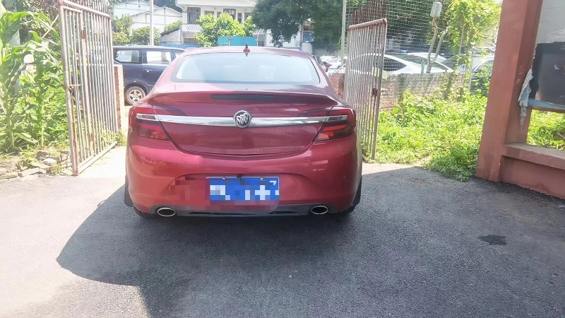 重庆14年别克君威3