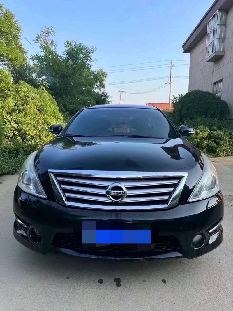东营11年日产天籁1