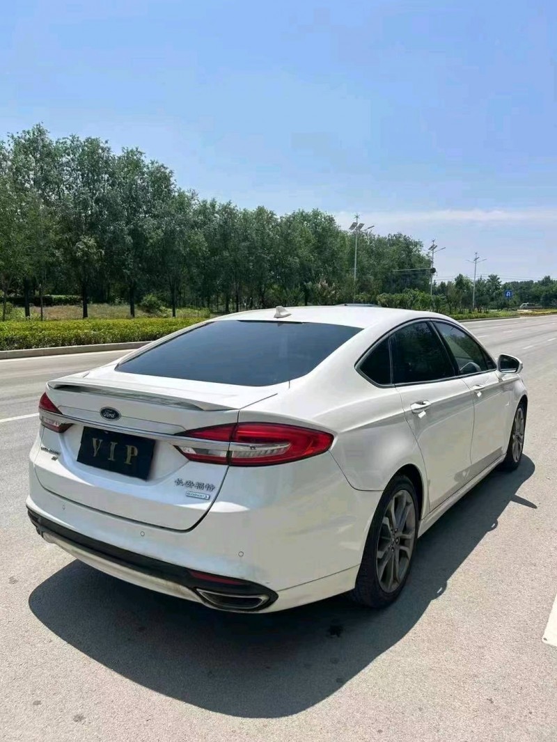 枣庄17年福特蒙迪欧9