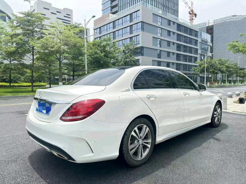 广州16年奔驰C8