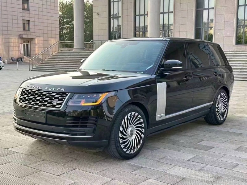 淄博19年路虎揽胜行政4