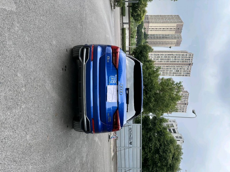 重庆21年奥迪Q34