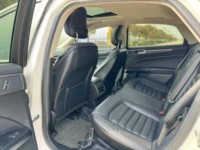 盐城17年福特蒙迪欧9