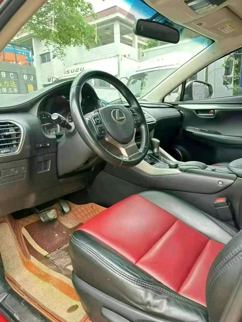 广州15年雷克萨斯NX9
