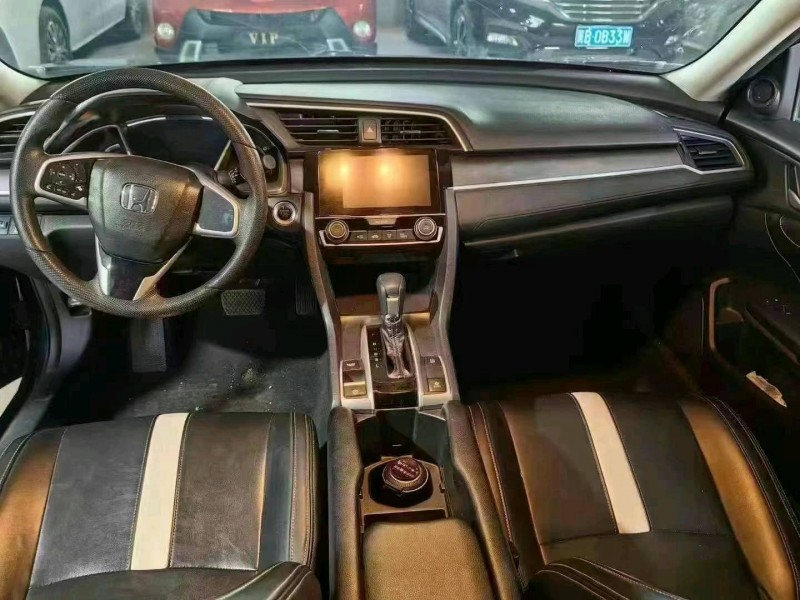 邢台18年本田思域8