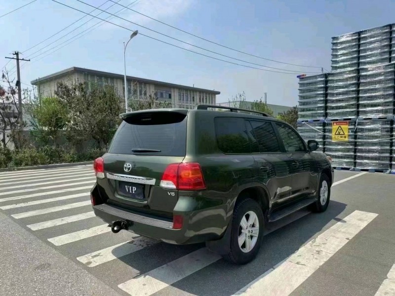 东营15年丰田兰德酷路泽7