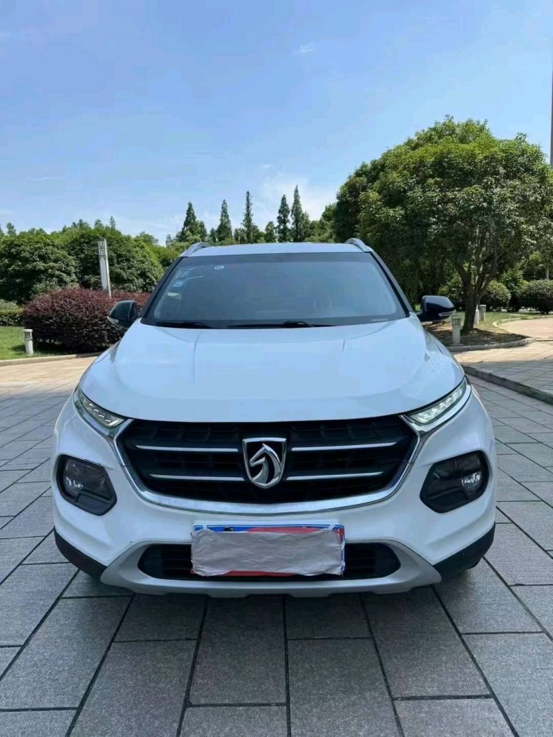 蘇州18年寶駿5101