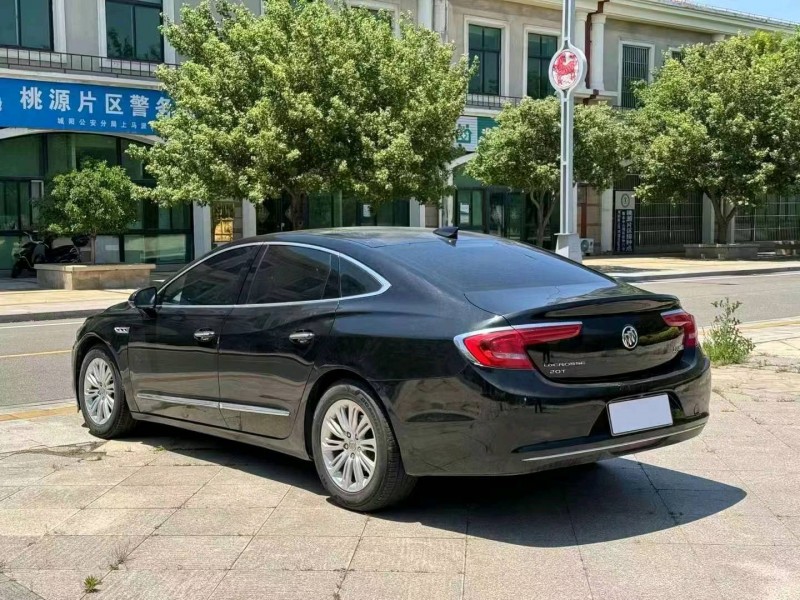 东营17年别克君越5