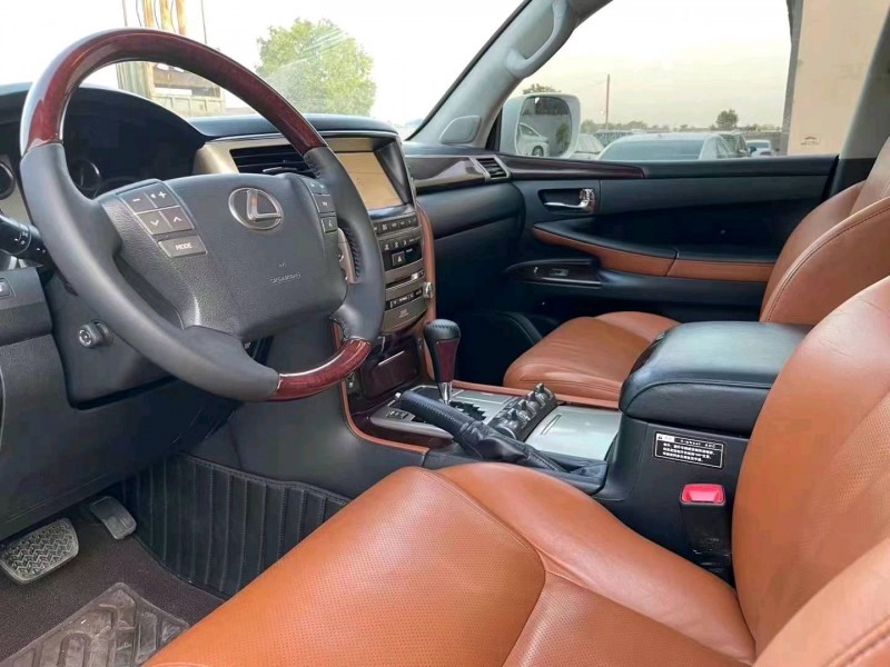 枣庄12年雷克萨斯LX4