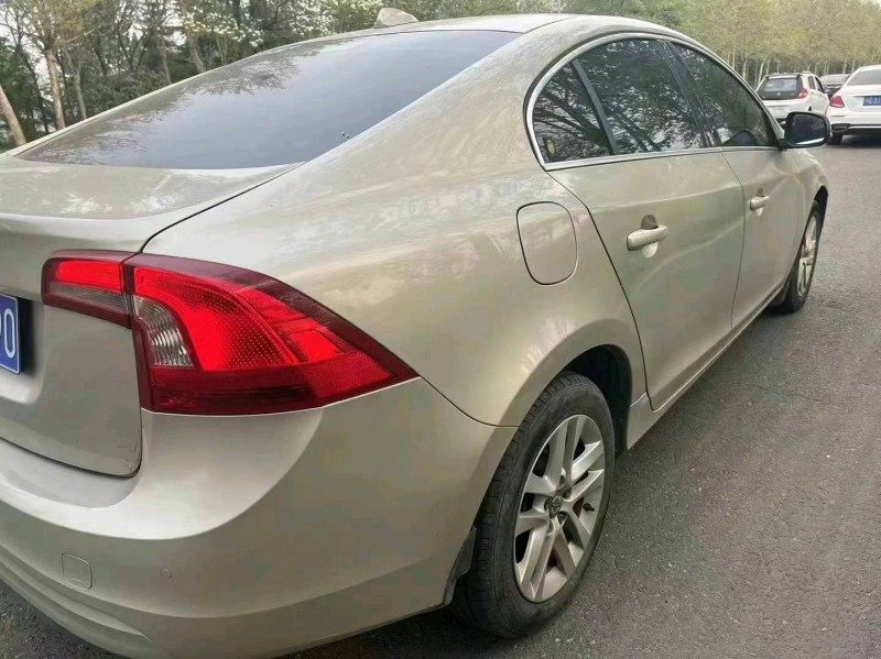 东营20年沃尔沃S60L6