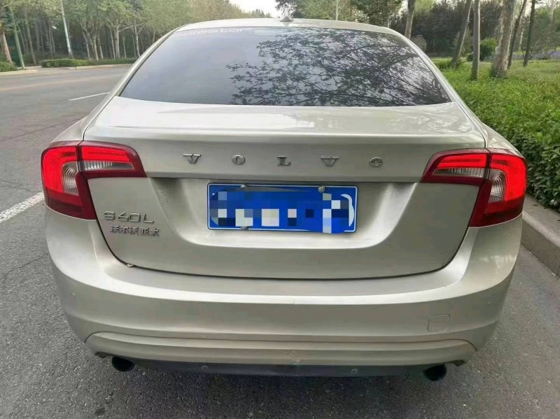 东营20年沃尔沃S60L8
